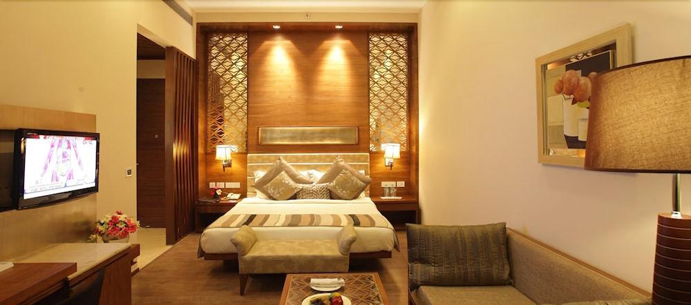 Oodles Hotel نيودلهي المظهر الخارجي الصورة