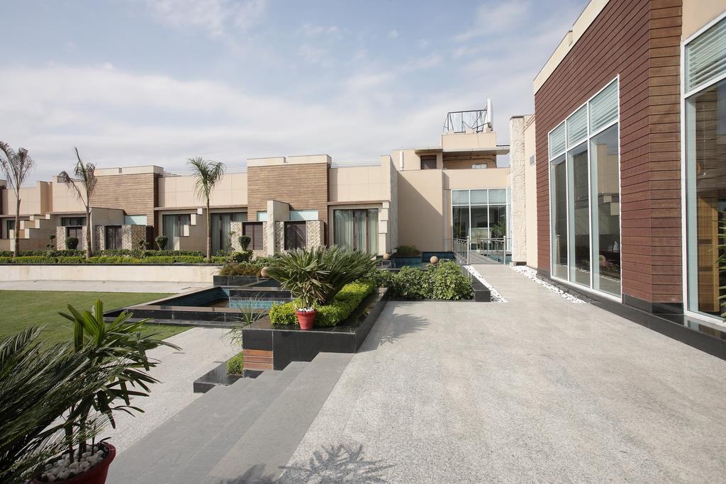 Oodles Hotel نيودلهي المظهر الخارجي الصورة