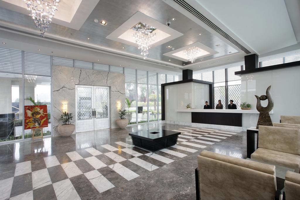Oodles Hotel نيودلهي المظهر الخارجي الصورة