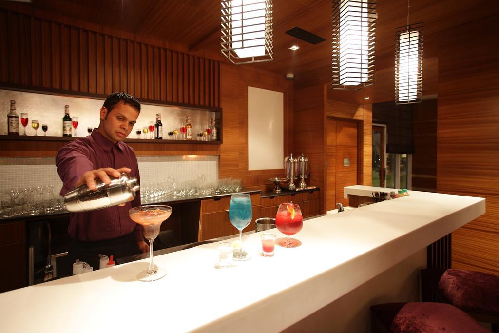 Oodles Hotel نيودلهي المظهر الخارجي الصورة
